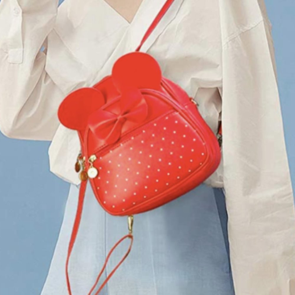 Minnie mouse mini backpack